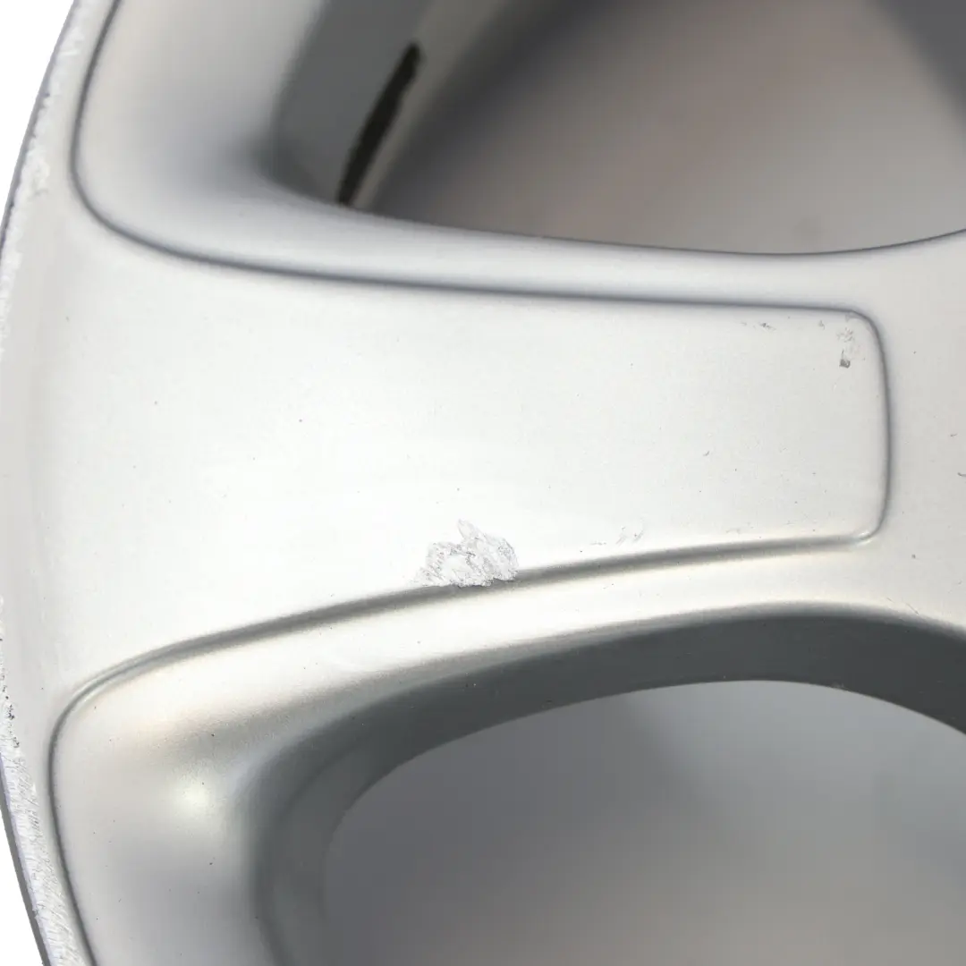 Cerchio In Lega Argento 16" 6J ET:46 per Mercedes W169 W245 con numero di parte A1694011002 Mercedes W169 W245 Cerchio In Lega Argento 16" 6J ET:46 - SKU A1694011002-2 - Numero di parte A1694011002