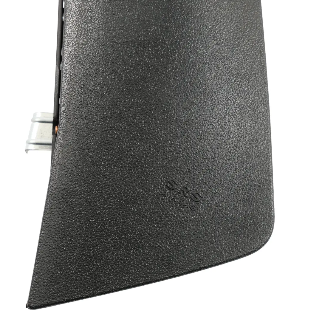 Prawa Poduszka Fotela Airbag do Mercedes W169 W245 o numerze A1698603805 Mercedes W169 W245 Prawa Poduszka Fotela Airbag - SKU A1698603805 - Numer Części A1698603805