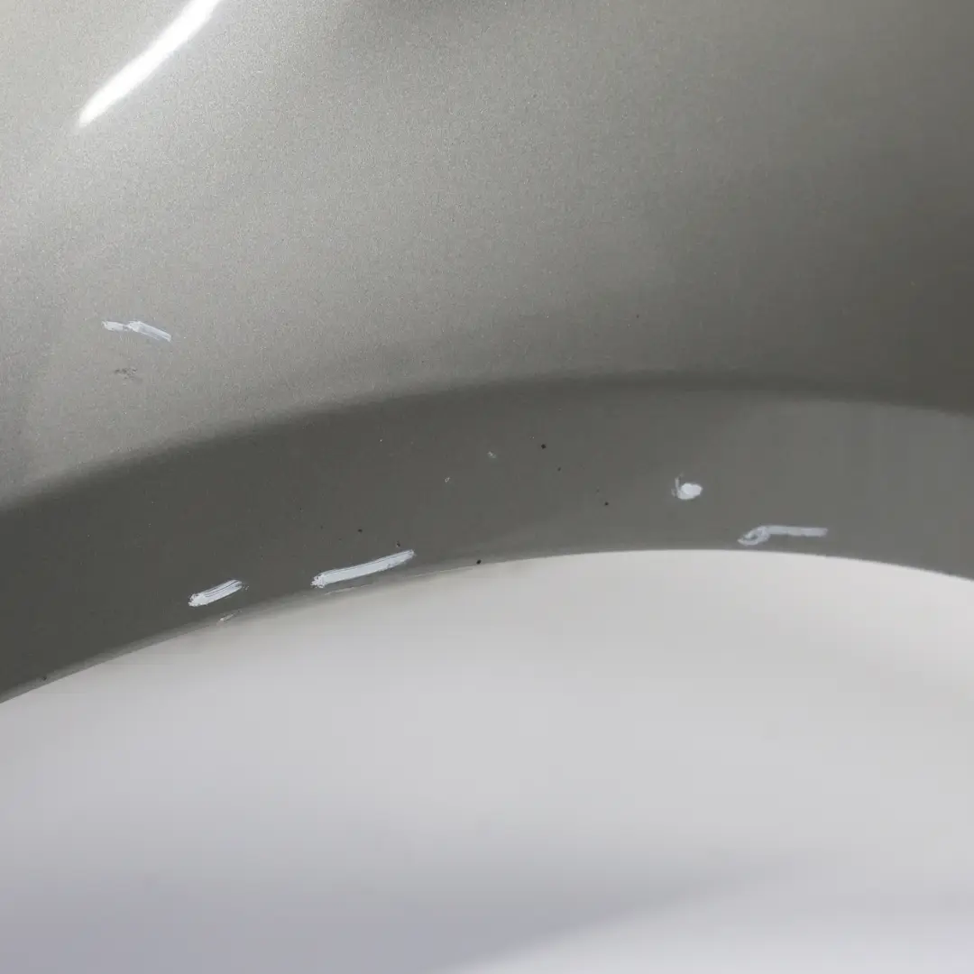 Pannello Laterale Parafango Anteriore Sinistro Comet Grey - 748 per Mercedes W245 con numero di parte A1698800918 Mercedes W245 Pannello Laterale Parafango Anteriore Sinistro Comet Grey - 748 - SKU A1698800918-KMG - Numero di parte A1698800918