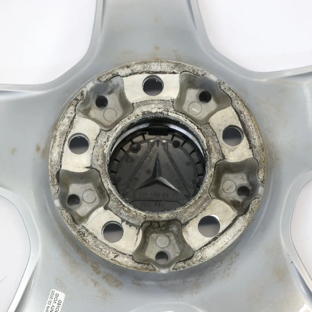 Leicht metall felge vorne silber 18" 7,5J für Mercedes SLK R172 AMG mit Teilenummer A1724012602 Mercedes SLK R172 AMG Leicht metall felge vorne silber 18" 7,5J - SKU A1724012602-1 - Teilenummer A1724012602