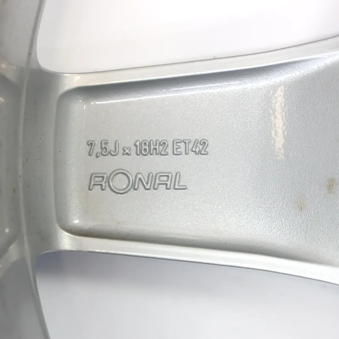 Leicht metall felge vorne silber 18" 7,5J für Mercedes SLK R172 AMG mit Teilenummer A1724012602 Mercedes SLK R172 AMG Leicht metall felge vorne silber 18" 7,5J - SKU A1724012602-1 - Teilenummer A1724012602