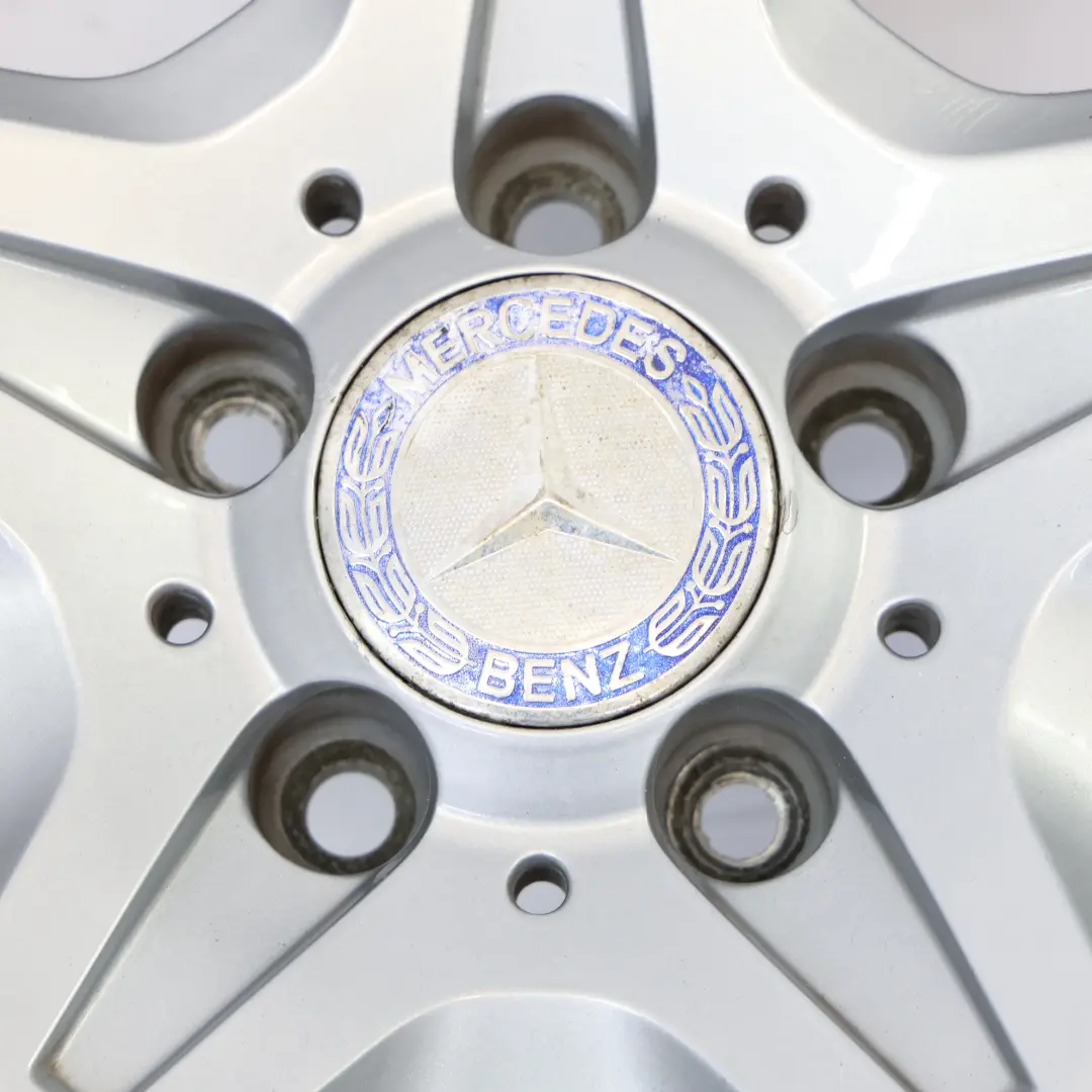 Llanta Aleación Delantera Plateada 18" 7,5J ET:42 para Mercedes SLK R172 con número de pieza A1724012602 Mercedes SLK R172 Llanta Aleación Delantera Plateada 18" 7,5J ET:42 - SKU A1724012602-3 - Número de pieza A1724012602