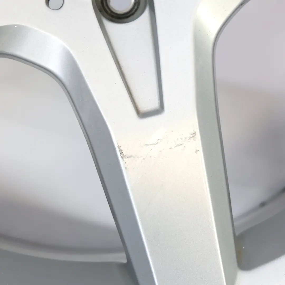 Llanta Aleación Delantera Plateada 18" 7,5J ET:42 para Mercedes SLK R172 con número de pieza A1724012602 Mercedes SLK R172 Llanta Aleación Delantera Plateada 18" 7,5J ET:42 - SKU A1724012602-3 - Número de pieza A1724012602