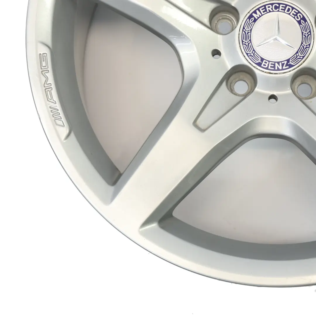 Cerchio posteriore lega argento 18" ET:36 8,5J 5 razze per Mercedes R172 con numero di parte A1724012702 Mercedes R172 Cerchio posteriore lega argento 18" ET:36 8,5J 5 razze - SKU A1724012702-1 - Numero di parte A1724012702