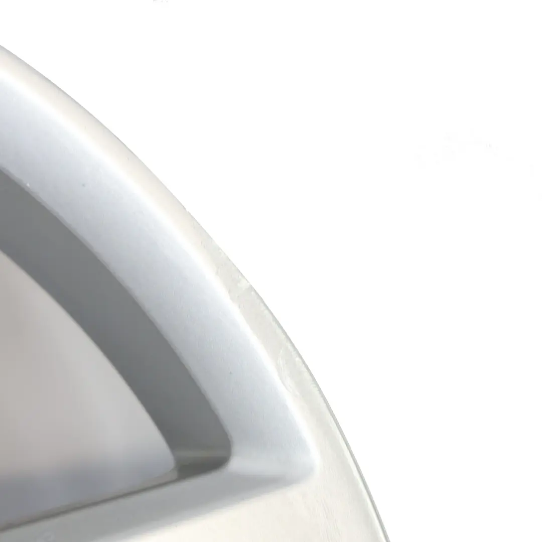 Silber Leichtmetallfelge 18" ET:36 8,5J 5 Speichen für Mercedes R172 mit Teilenummer A1724012702 Mercedes R172 Silber Leichtmetallfelge 18" ET:36 8,5J 5 Speichen - SKU A1724012702-2 - Teilenummer A1724012702