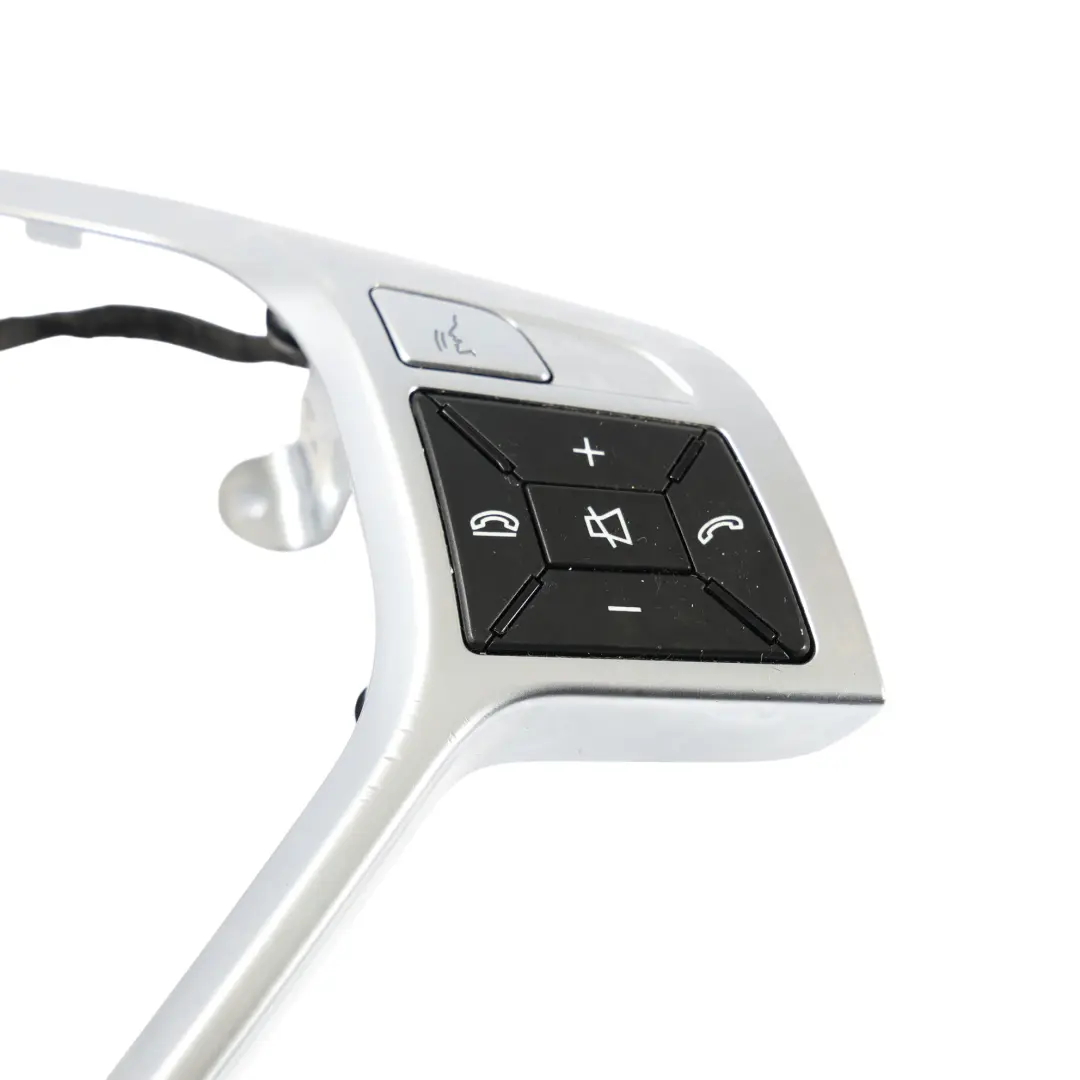Lenkradschalter Multifunktionstaste Silber Zierleiste für Mercedes R172 mit Teilenummer A1725400362 Mercedes R172 Lenkradschalter Multifunktionstaste Silber Zierleiste - SKU A1725400362-3 - Teilenummer A1725400362