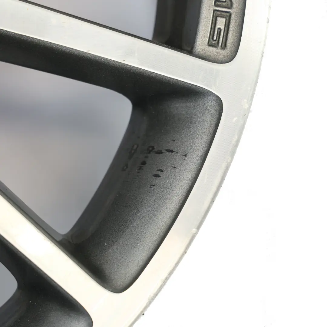 Felga Aluminiowa 18" 14 Szprych ET:52 7.5J do Mercedes W176 AMG o numerze A1764010200 Mercedes W176 AMG Felga Aluminiowa 18" 14 Szprych ET:52 7.5J - SKU A1764010200-2 - Numer Części A1764010200