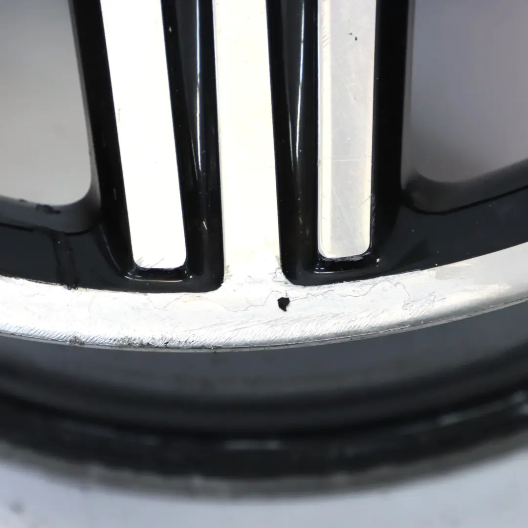 Cerchio in lega 18" 5 doppie razze ET:48 8J per Mercedes W176 AMG con numero di parte A1764010402 Mercedes W176 AMG Cerchio in lega 18" 5 doppie razze ET:48 8J - SKU A1764010402-4 - Numero di parte A1764010402