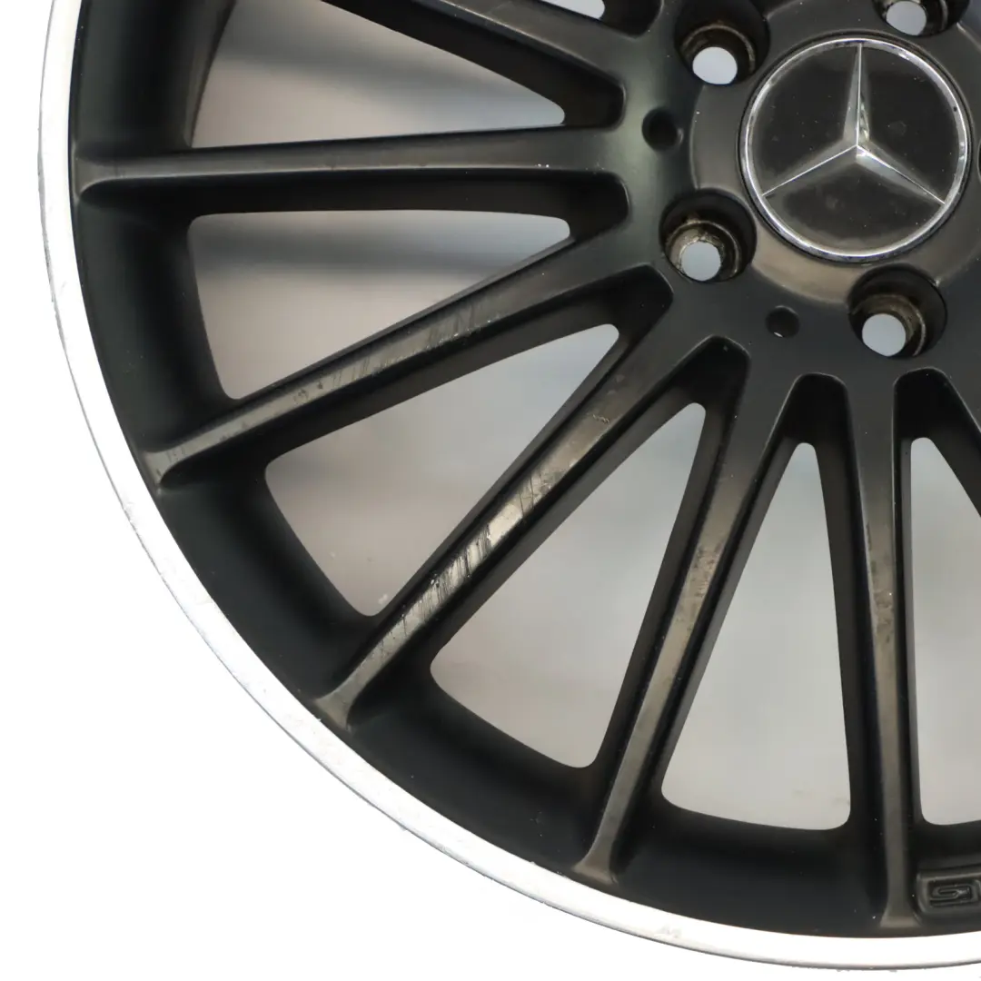 Schwarz Felge 19" 16 Speichen ET:48 8J für Mercedes C117 W176 AMG mit Teilenummer A1764010502 Mercedes C117 W176 AMG Schwarz Felge 19" 16 Speichen ET:48 8J - SKU A1764010502-2 - Teilenummer A1764010502