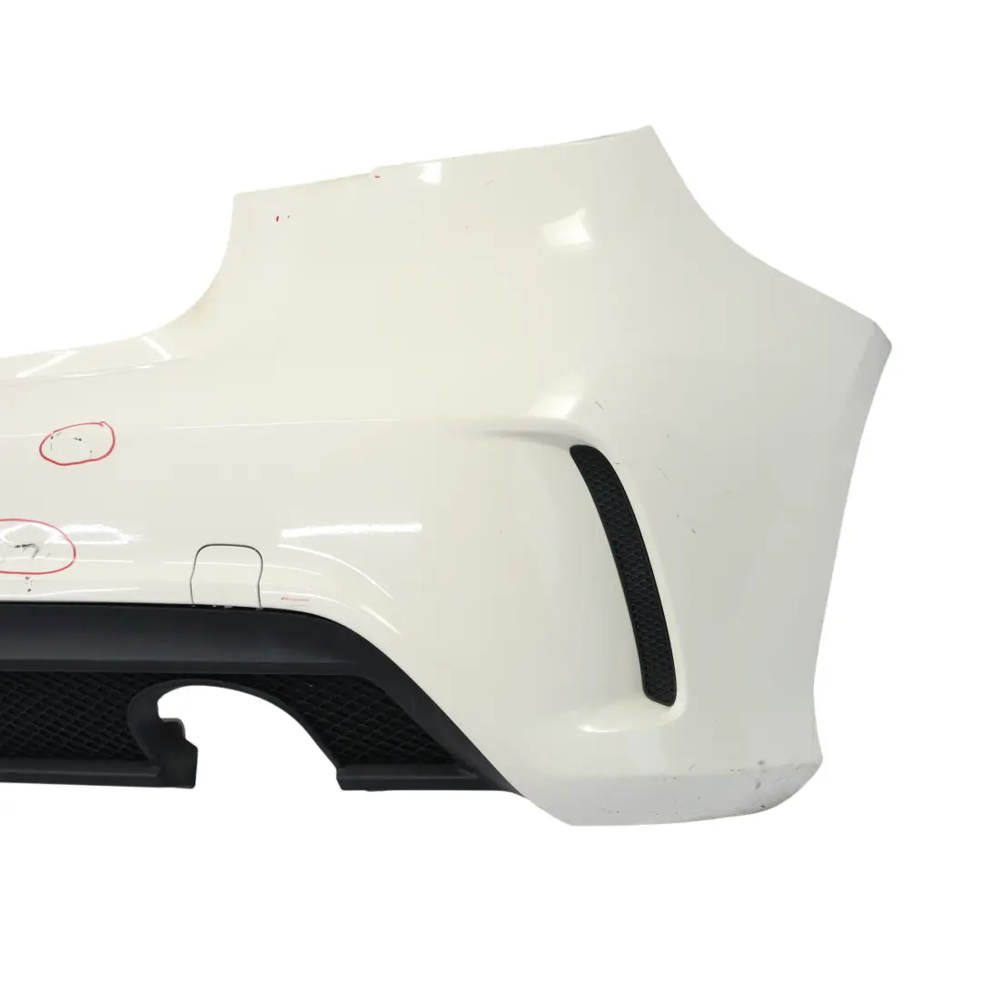 Zderzak Tylny AMG Panel Tylny Calcite White Biały - 650 do Mercedes W176 o numerze A1768805740 Mercedes W176 Zderzak Tylny AMG Panel Tylny Calcite White Biały - 650 - SKU A1768805740-CW1 - Numer Części A1768805740