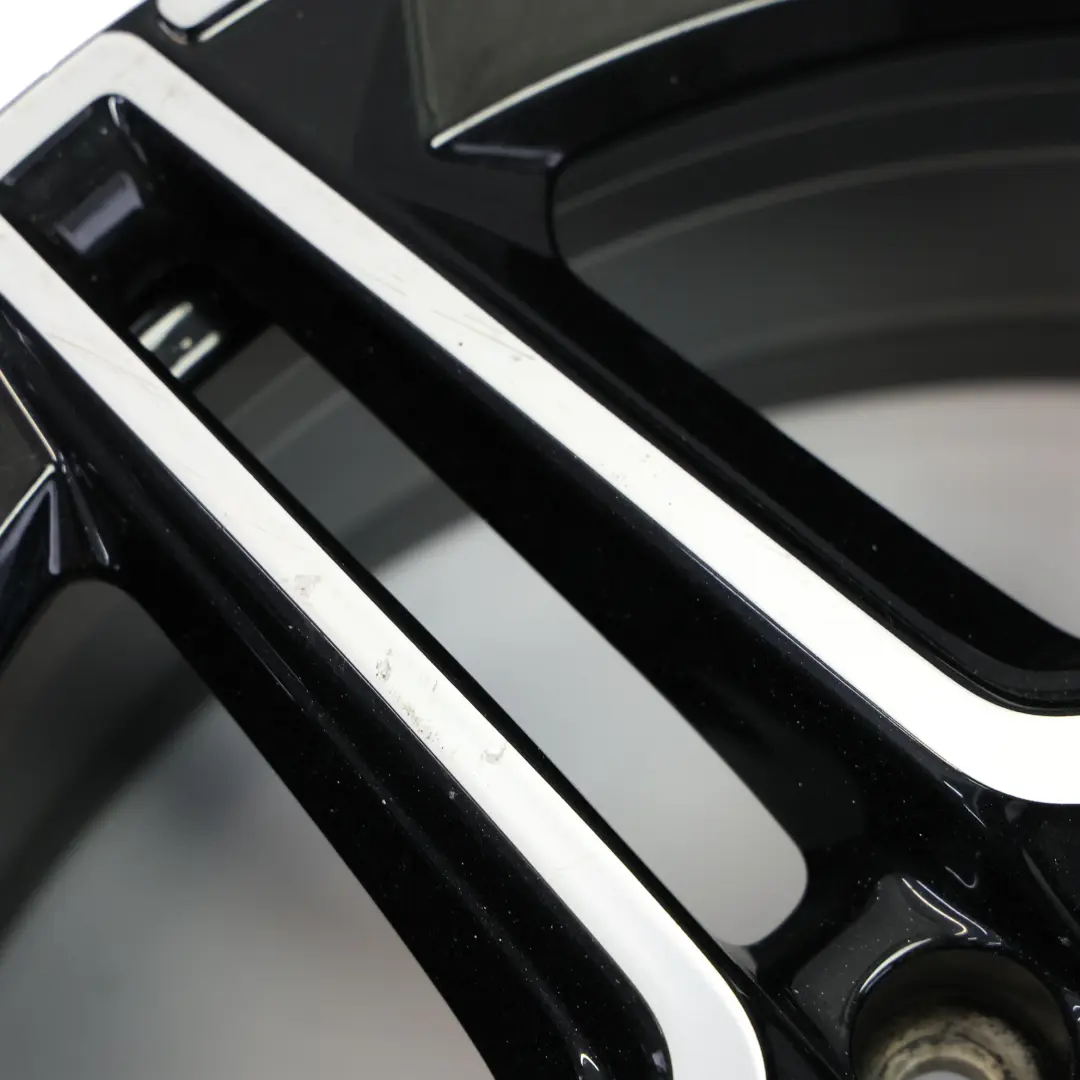 Jante Alliage 5 Double Rayon 18" 7,5J ET:49 pour Mercedes W177 V177 AMG à propos du numéro de pièce A1774011500 Mercedes W177 V177 AMG Jante Alliage 5 Double Rayon 18" 7,5J ET:49 - SKU A1774011500-2 - Numéro de pièce A1774011500