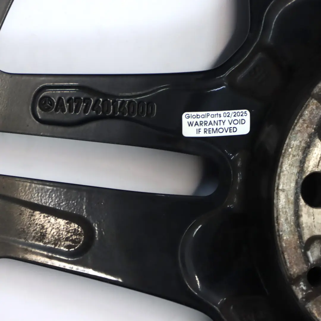 Cerchio in lega 5 doppie razze 18" 8J ET:40 per Mercedes W177 V177 AMG con numero di parte A1774014000 Mercedes W177 V177 AMG Cerchio in lega 5 doppie razze 18" 8J ET:40 - SKU A1774014000-1 - Numero di parte A1774014000