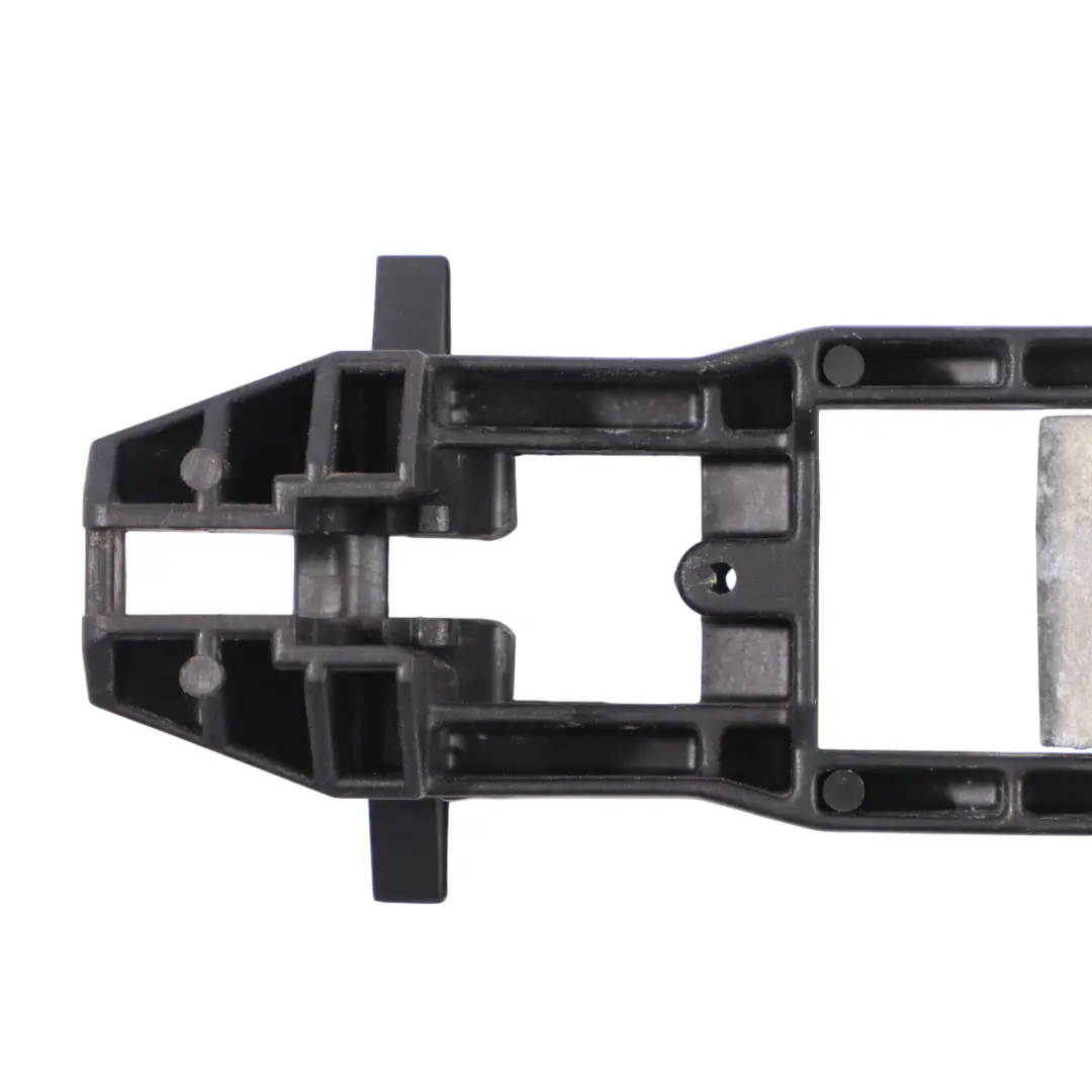 Base De Poignée De Porte Arrière Droite pour Mercedes W203 à propos du numéro de pièce A2037600434 Mercedes W203 Base De Poignée De Porte Arrière Droite - SKU A2037600434 - Numéro de pièce A2037600434