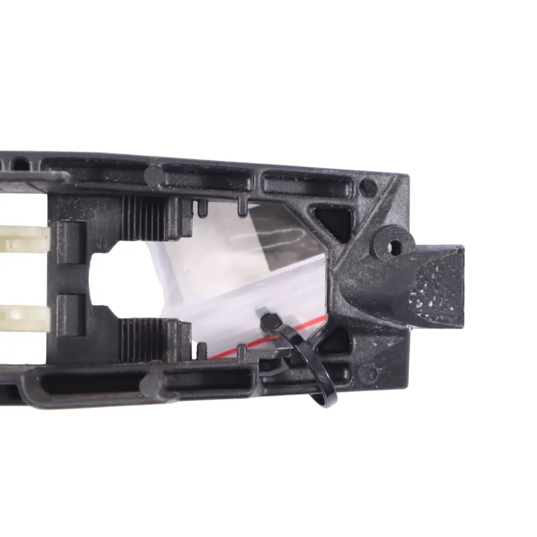 Mercedes W203 Porta Posteriore Destra Maniglia Base - SKU A2037600434 - Numero di parte A2037600434