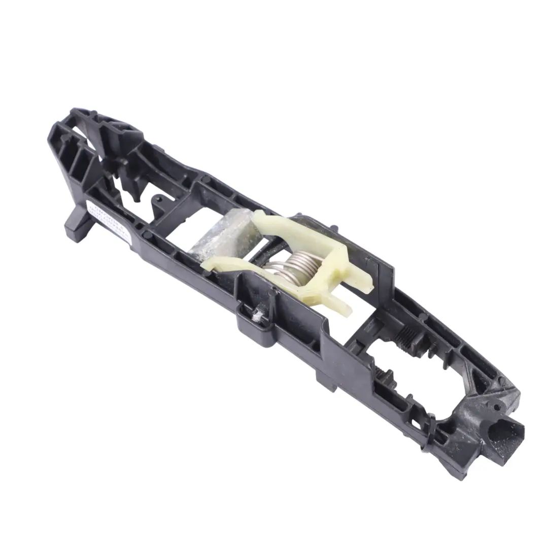 Mercedes W203 Base De Poignée De Porte Arrière Droite - SKU A2037600434 - Numéro de pièce A2037600434