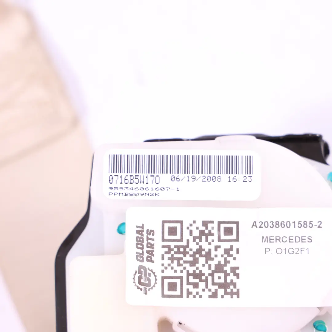 Cintura Sicurezza Sinistra Destra Beige per Mercedes CLK W209 Cabrio con numero di parte A2038601585 Mercedes CLK W209 Cabrio Cintura Sicurezza Sinistra Destra Beige - SKU A2038601585-2 - Numero di parte A2038601585