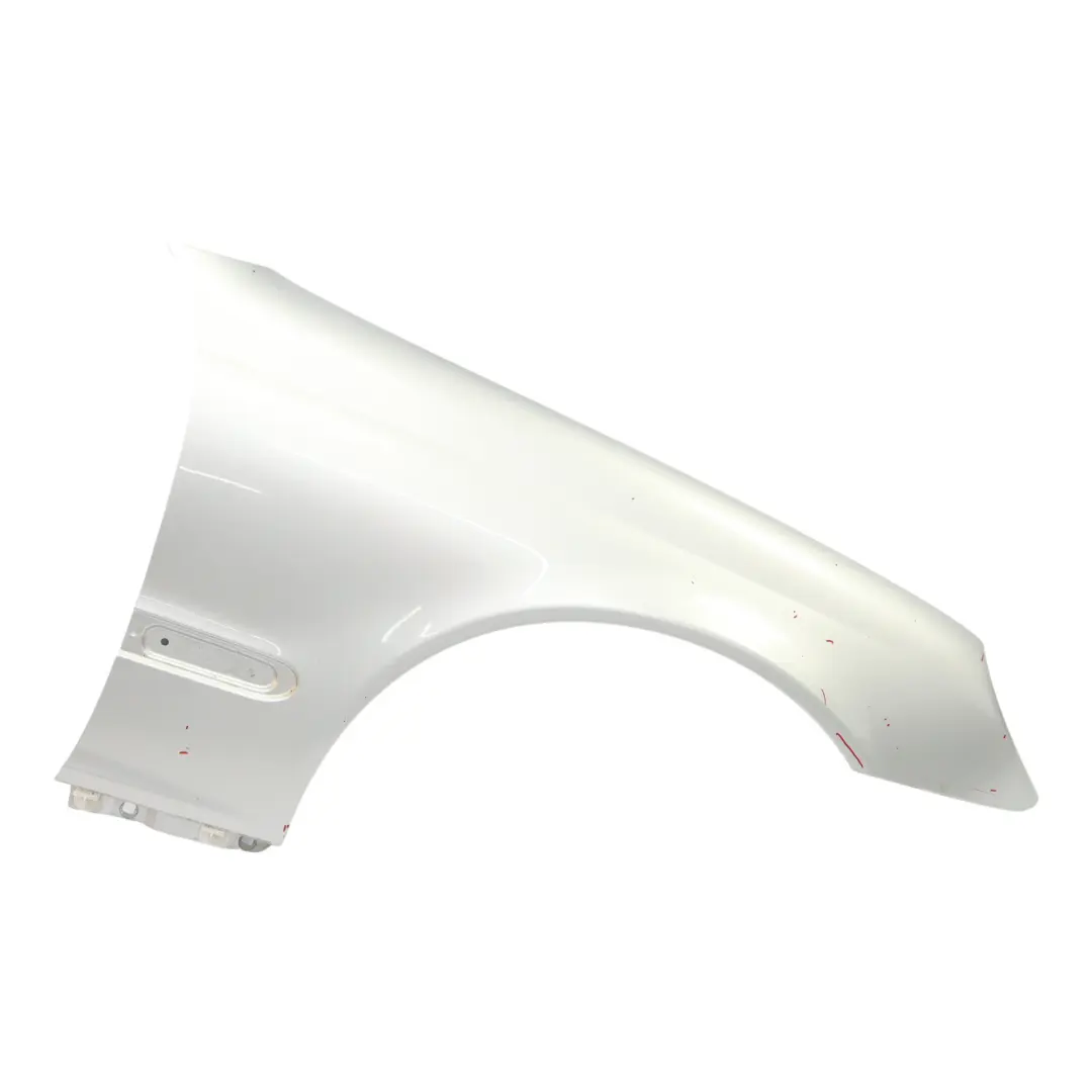 Mercedes W203 Błotnik Prawy Przedni Brilliant Silver Srebrny Metalik - 744 - SKU A2038800218-BRS - Numer Części A2038800218