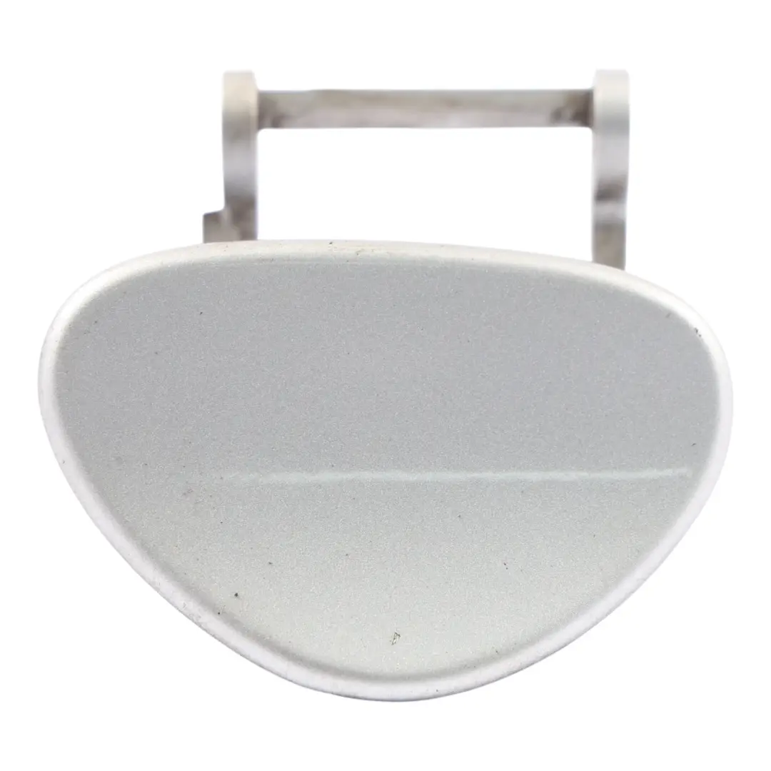 Frontleuchte Scheibenwascher Kappe Links Brillant Silber 9744 für Mercedes W203 mit Teilenummer A2038800705 Mercedes W203 Frontleuchte Scheibenwascher Kappe Links Brillant Silber 9744 - SKU A2038800705-BRS - Teilenummer A2038800705