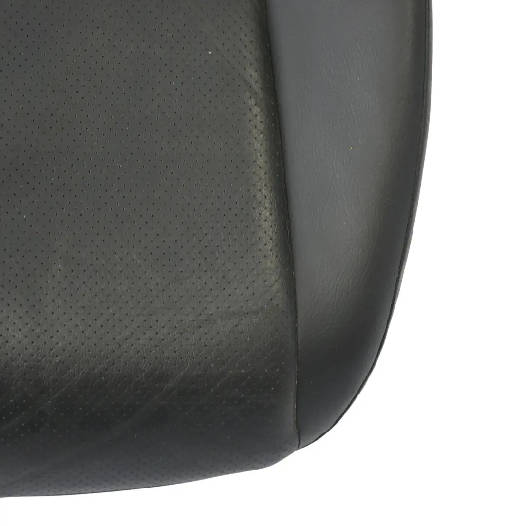 Asiento Delantero Inferior Funda Base Cuero Negro Izquierda para Mercedes W203 con número de pieza A2039105546 Mercedes W203 Asiento Delantero Inferior Funda Base Cuero Negro Izquierda - SKU A2039105546 - Número de pieza A2039105546
