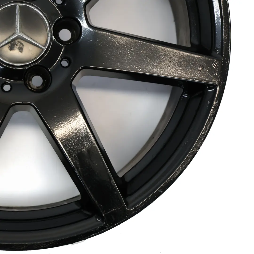 7-Speichen Felge vorne schwarz 18" 8J ET:50 für Mercedes W204 mit Teilenummer A2044019802 Mercedes W204 7-Speichen Felge vorne schwarz 18" 8J ET:50 - SKU A2044019802-4 - Teilenummer A2044019802