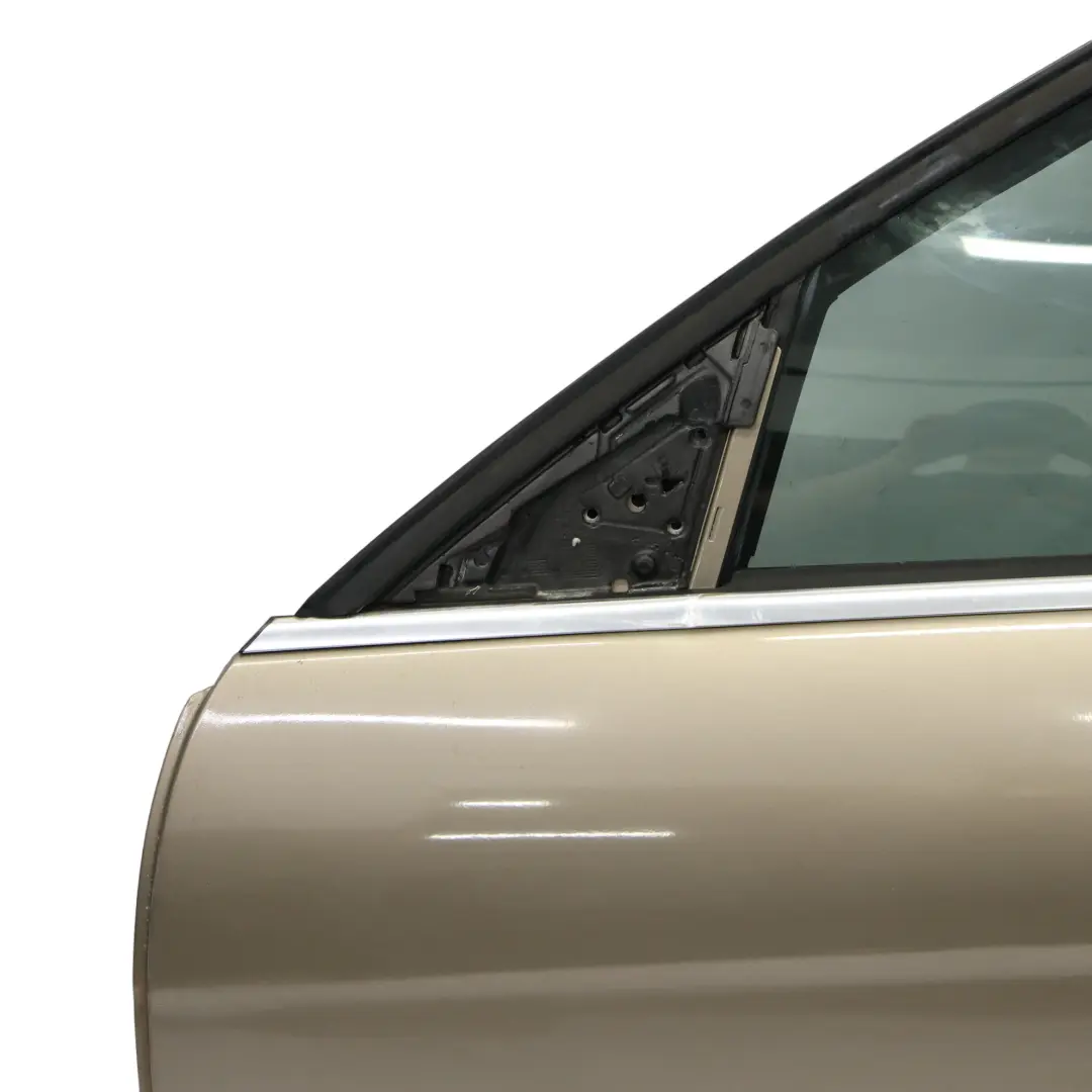 Mercedes W204 Porte Avant Gauche Sanidine Beige Metallic - 798 - SKU A2047205900-SAN - Numéro de pièce A2047205900