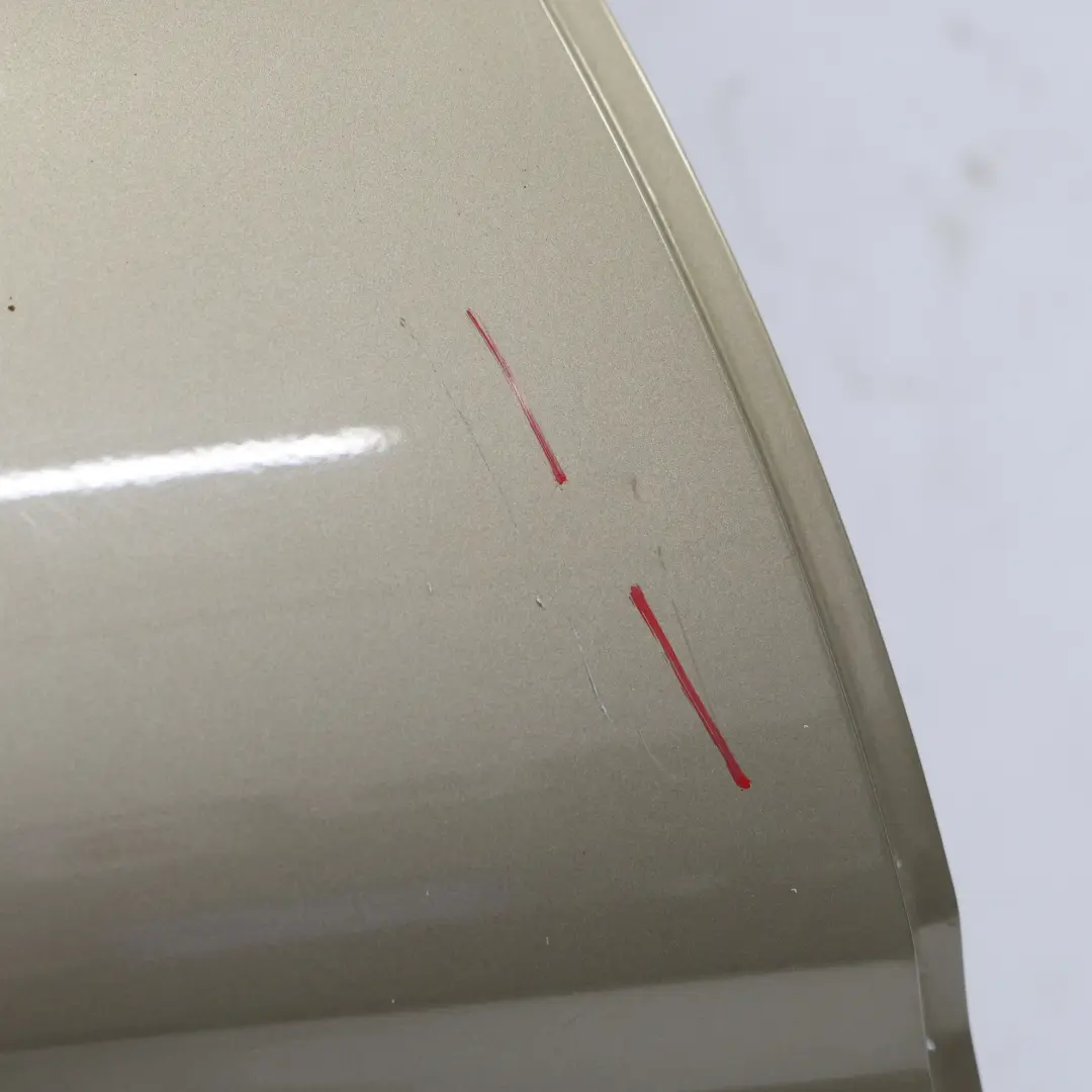 Tür Hinten Rechts Sanidine Beige Metallic - 798 für Mercedes W204 Limousine mit Teilenummer A2047302200 Mercedes W204 Limousine Tür Hinten Rechts Sanidine Beige Metallic - 798 - SKU A2047302200-SAN - Teilenummer A2047302200