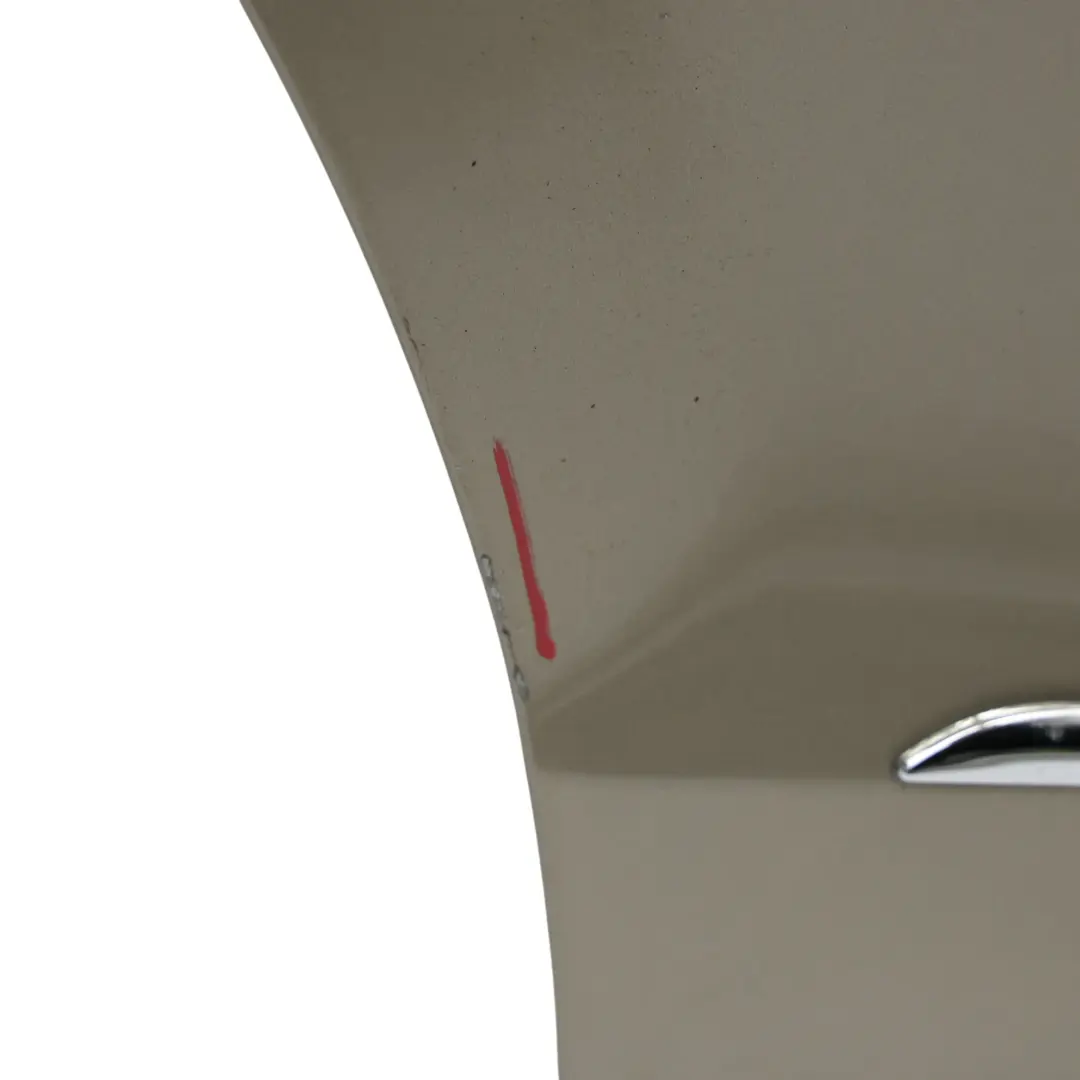 Tür Hinten Rechts Sanidine Beige Metallic - 798 für Mercedes W204 Limousine mit Teilenummer A2047302200 Mercedes W204 Limousine Tür Hinten Rechts Sanidine Beige Metallic - 798 - SKU A2047302200-SAN - Teilenummer A2047302200