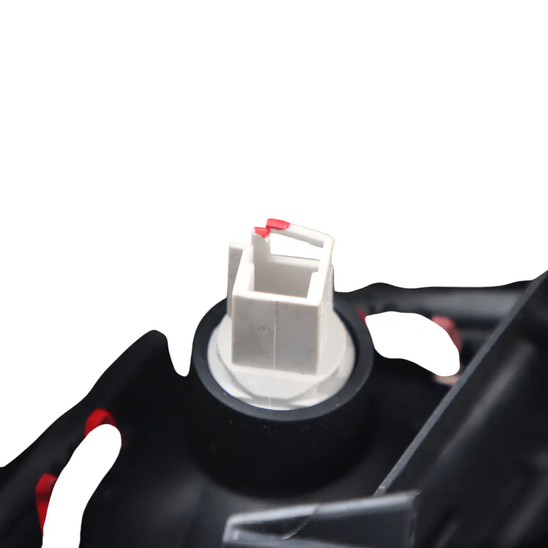 Poignée Coffre Arrière Panneau Garniture Hayon Break pour Mercedes S204 à propos du numéro de pièce A2047400772 Mercedes S204 Poignée Coffre Arrière Panneau Garniture Hayon Break - SKU A2047400772 - Numéro de pièce A2047400772