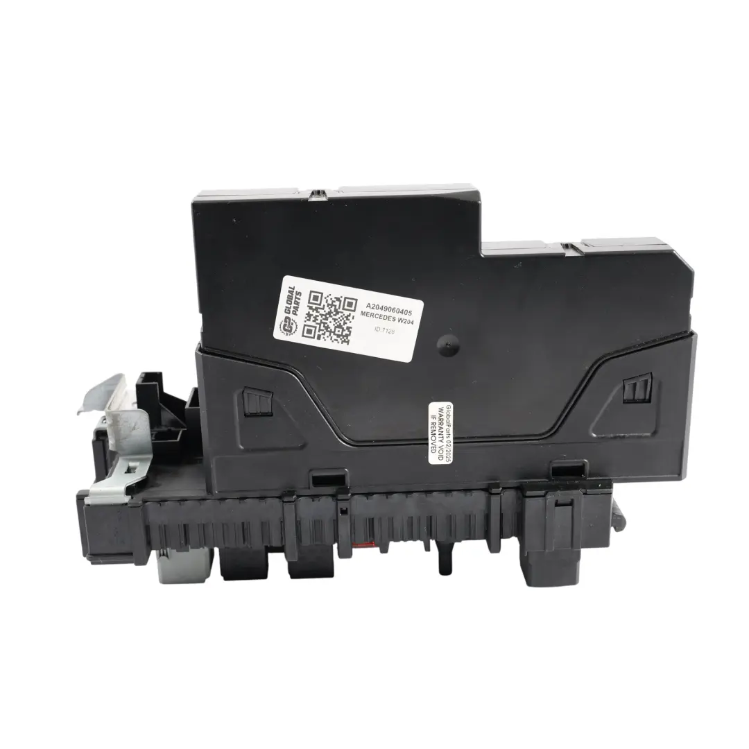 Vorder Seite Sicherungs Tafel Box Relais Gehäuse für Mercedes W204 mit Teilenummer A2049060405 Mercedes W204 Vorder Seite Sicherungs Tafel Box Relais Gehäuse - SKU A2049060405 - Teilenummer A2049060405