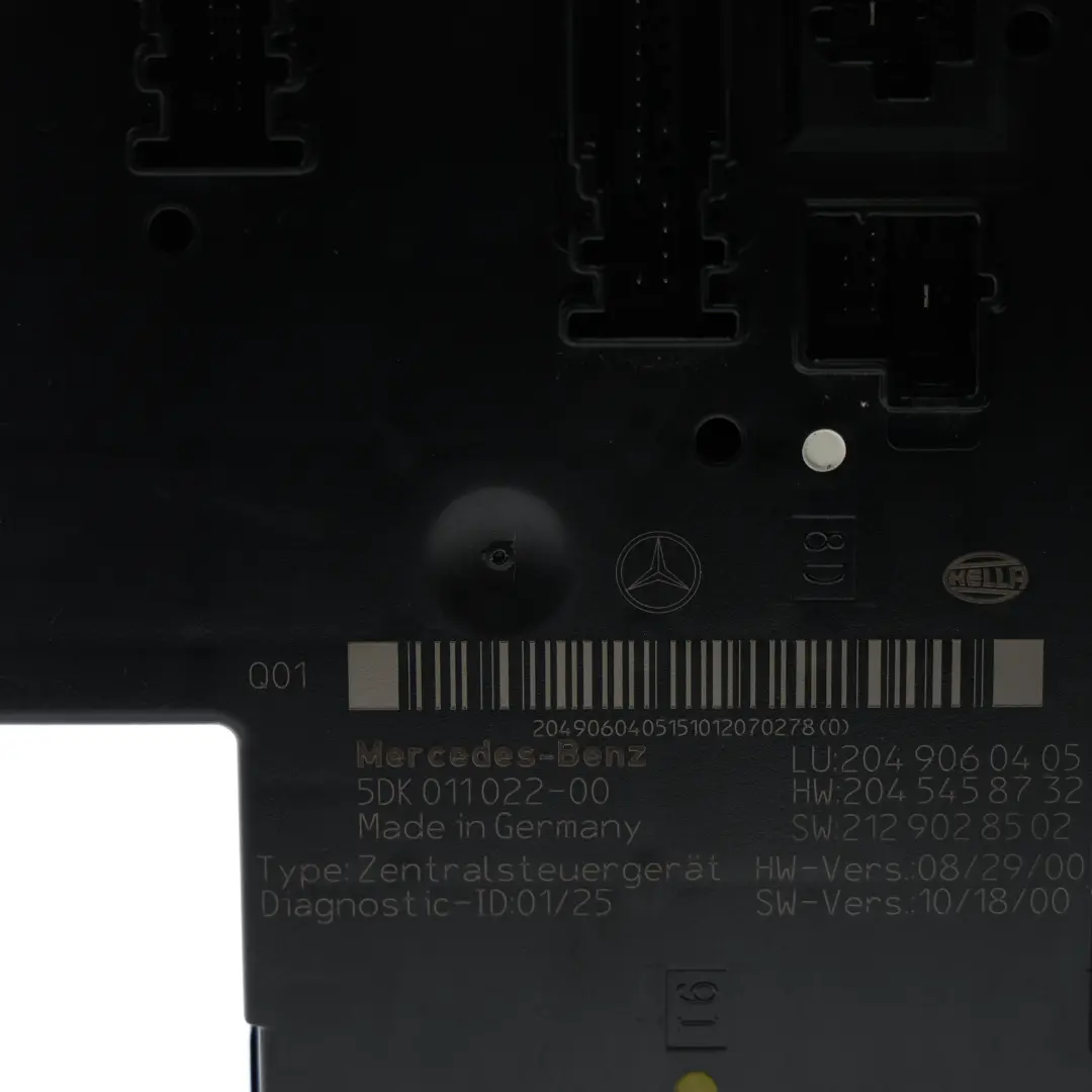 Boîtier Relais Boîte Fusibles Avant pour Mercedes W204 à propos du numéro de pièce A2049060405 Mercedes W204 Boîtier Relais Boîte Fusibles Avant - SKU A2049060405 - Numéro de pièce A2049060405