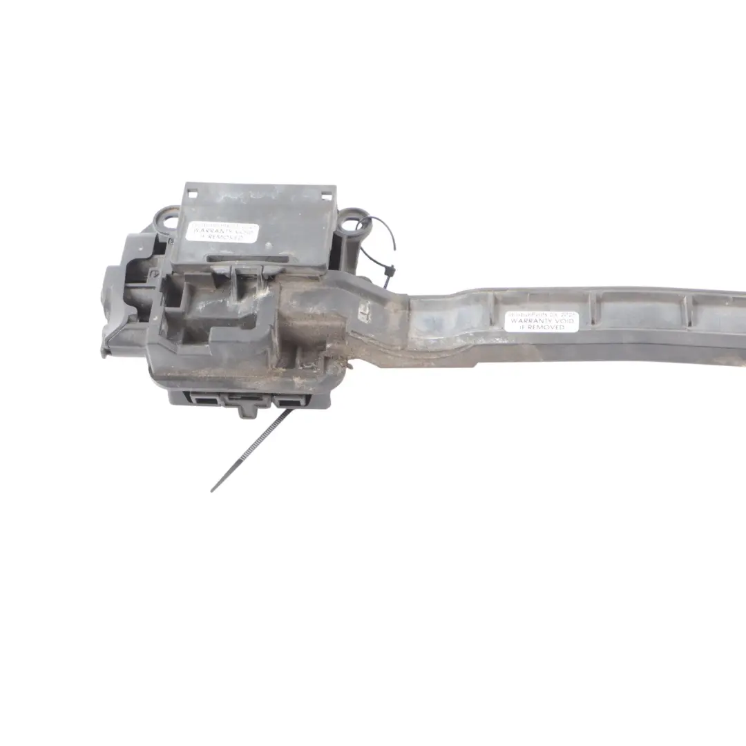 Mercedes C205 Guide De Contact Pour Câble Unité De Pince De Batterie - SKU A2055450901 - Numéro de pièce A2055450901