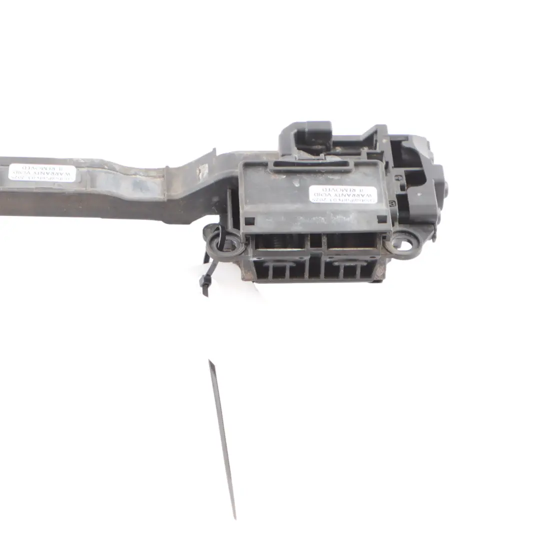 Mercedes C205 Guía Contacto Cable Unidad De Abrazadera De La Batería - SKU A2055450901 - Número de pieza A2055450901