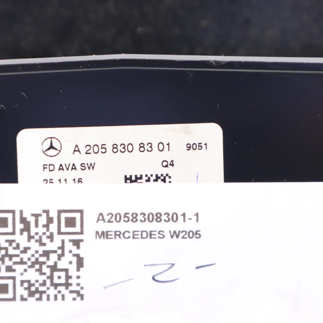 Mercedes W205 Mittel konsole Hinten Lüftungsschlitze Ablagefach - SKU A2058308301-1 - Teilenummer A2058308301