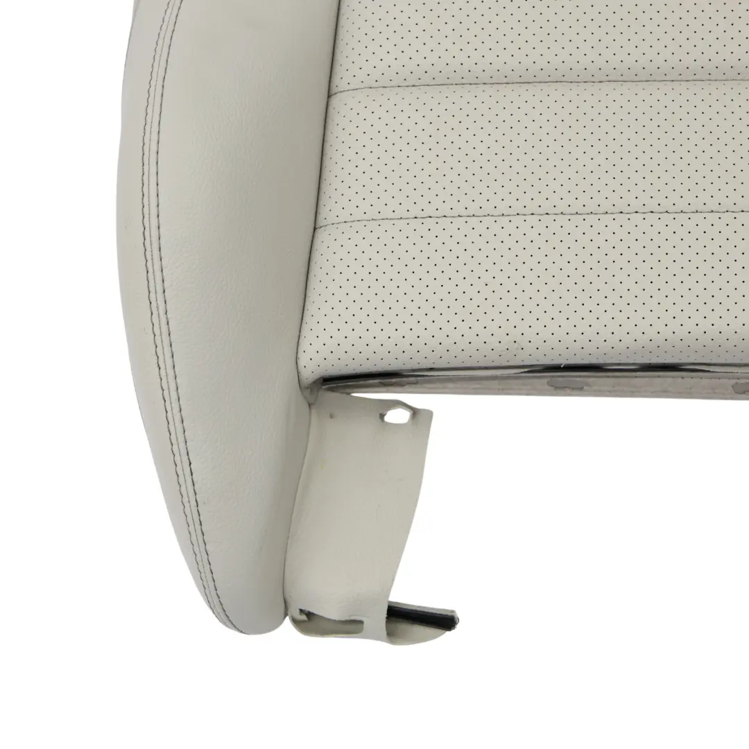 Siège Avant Inférieur Base Chauffante Housse Cuir Gris Gauche pour Mercedes C205 à propos du numéro de pièce A2059108846 Mercedes C205 Siège Avant Inférieur Base Chauffante Housse Cuir Gris Gauche - SKU A2059108846 - Numéro de pièce A2059108846