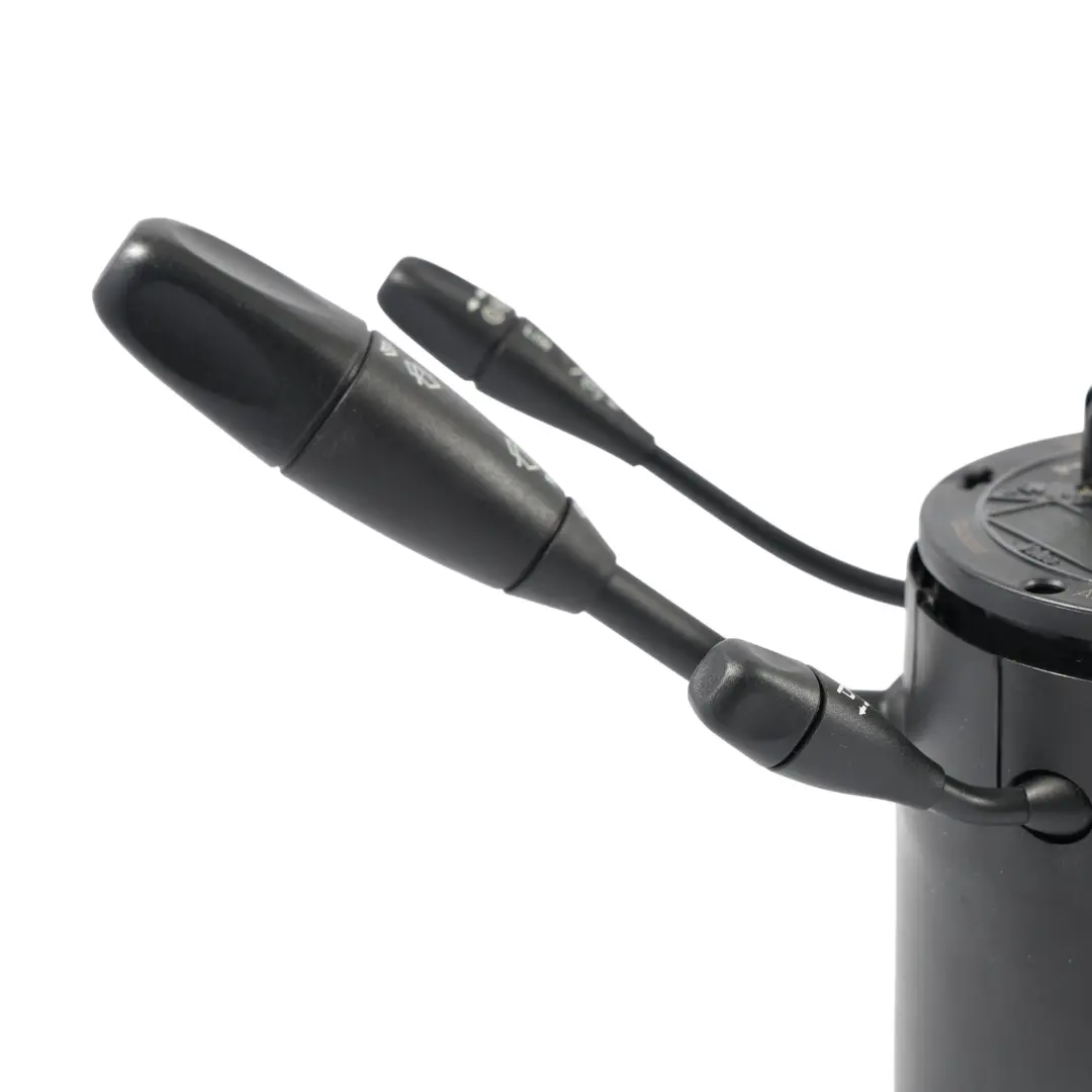 Interrupteur Glace Clignotant Volant pour Mercedes CLK W209 Cabriolet à propos du numéro de pièce A2094640618 Mercedes CLK W209 Cabriolet Interrupteur Glace Clignotant Volant - SKU A2094640618 - Numéro de pièce A2094640618