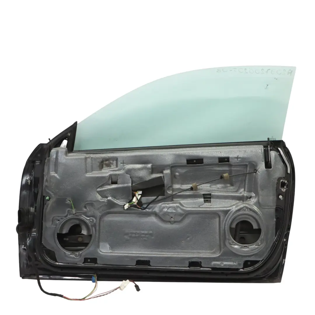 Door Front Mercedes W209 Door Right O/S Obsidian Black Metallic - 197 to with Part number A2097200205 Door Front Mercedes W209 Door Right O/S Obsidian Black Metallic - 197 - SKU A2097200205-OB - Part number A2097200205