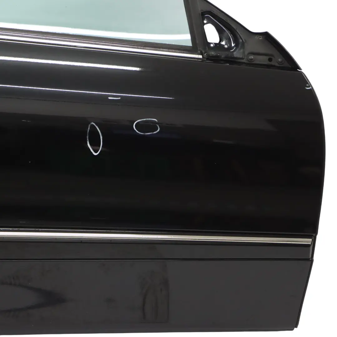 Porte Avant Mercedes W209 Porte Droite Obsidian Black Noir Metallic - 197 - SKU A2097200205-OB - Numéro de pièce A2097200205