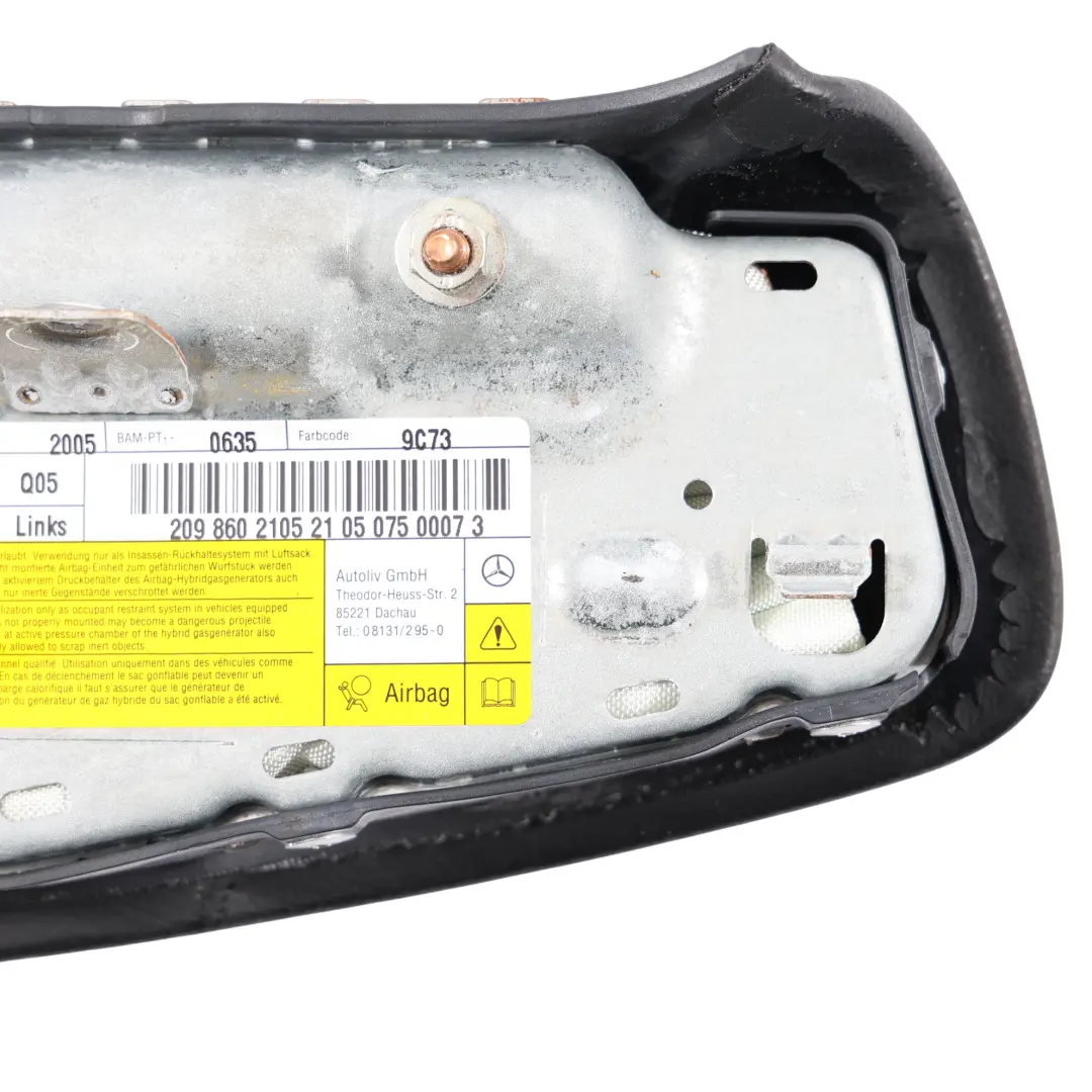 Modulo Laterale Sedile Anteriore Sinistro Nera per Mercedes CLK W209 con numero di parte A2098602105 Mercedes CLK W209 Modulo Laterale Sedile Anteriore Sinistro Nera - SKU A2098602105 - Numero di parte A2098602105