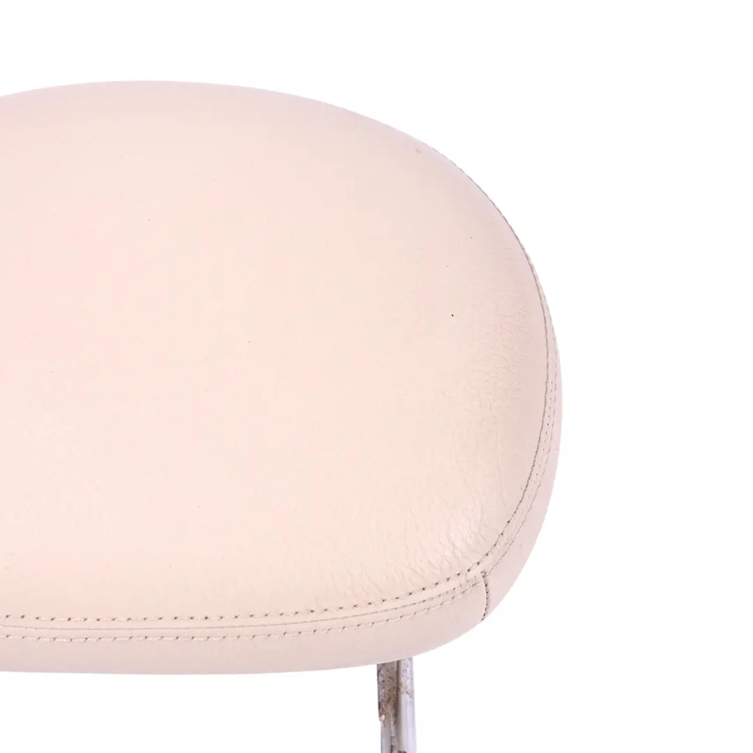 Zagłówek Fotela Lewy Prawy Przód Skóra Pepple do Mercedes W209 o numerze A2099704850 Mercedes W209 Zagłówek Fotela Lewy Prawy Przód Skóra Pepple - SKU A2099704850-1 - Numer Części A2099704850