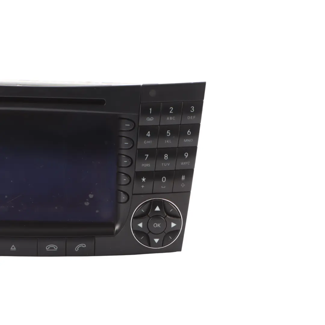 Radio Head Unit Mercedes C219 W211 Lettore CD Audio Navi per con numero di parte A2118704789 Radio Head Unit Mercedes C219 W211 Lettore CD Audio Navi - SKU A2118704789 - Numero di parte A2118704789