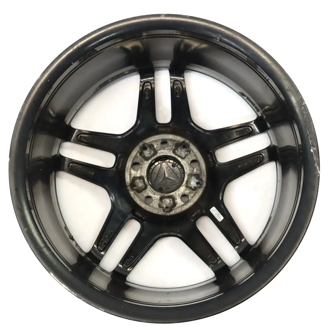 W207 W212 AMG Felga Aluminiowa 18" ET:48 8.5J do Mercedes o numerze A2124010300 Mercedes W207 W212 AMG Felga Aluminiowa 18" ET:48 8.5J - SKU A2124010300-5 - Numer Części A2124010300