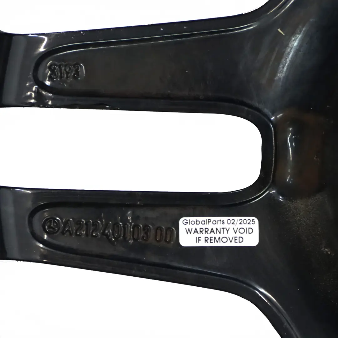 W207 W212 AMG Felga Aluminiowa 18" ET:48 8.5J do Mercedes o numerze A2124010300 Mercedes W207 W212 AMG Felga Aluminiowa 18" ET:48 8.5J - SKU A2124010300-5 - Numer Części A2124010300