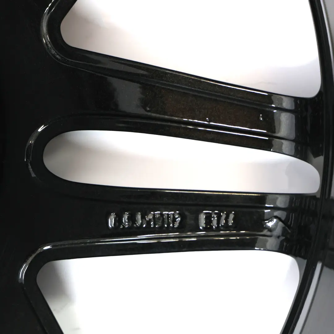 Mercedes C207 W207 Llanta De Aleación 19" AMG 7 Doble Radio - SKU A2124011900-6 - Número de pieza A2124011900