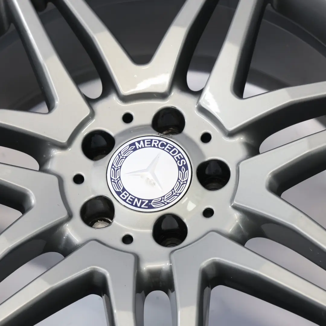 Mercedes C207 W207 Jante Alliage 19" AMG 7 Branches Doubles Pour - SKU A2124011900-6 - Numéro de pièce A2124011900