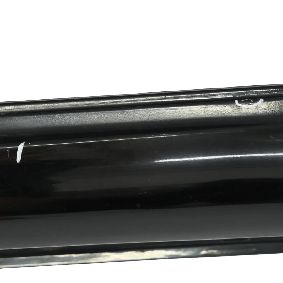  Faldón Lateral Mercedes S212 Tapa Izquierda AMG Obsidian Black - 197 - SKU A2126981754-OB - Número de pieza A2126981754