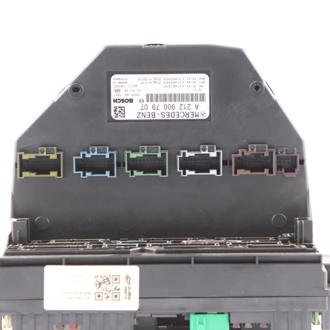 SAM Module Mercedes W204 W212 Control Unit Electrical Fuse Box Unit to with Part number A2129007907 SAM Module Mercedes W204 W212 Control Unit Electrical Fuse Box Unit - SKU A2129007907 - Part number A2129007907