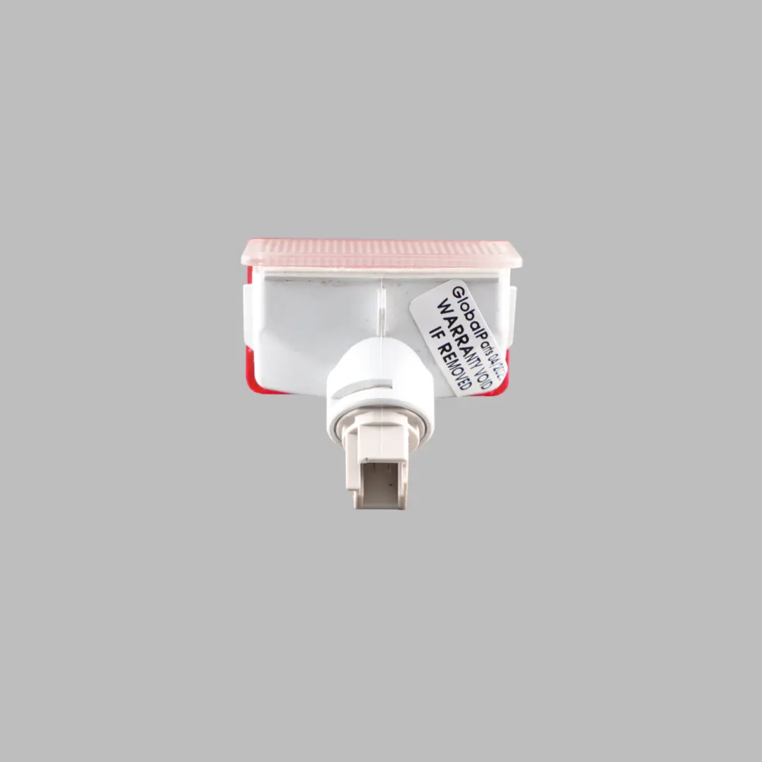 Mercedes W204 W207 Lampe Interieure du Couvercle de Coffre - SKU A2218202101 - Numéro de pièce A2218202101