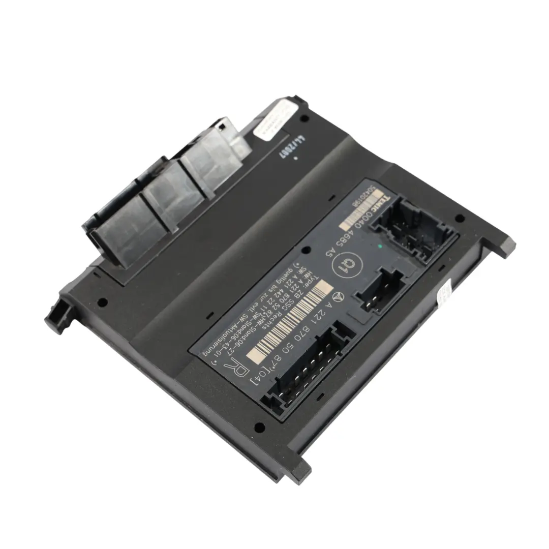 Memory Control Unit Module Front Right O/S to Mercedes W221 Seat with Part number A2218705087 Mercedes W221 Seat Memory Control Unit Module Front Right O/S - SKU A2218705087 - Part number A2218705087