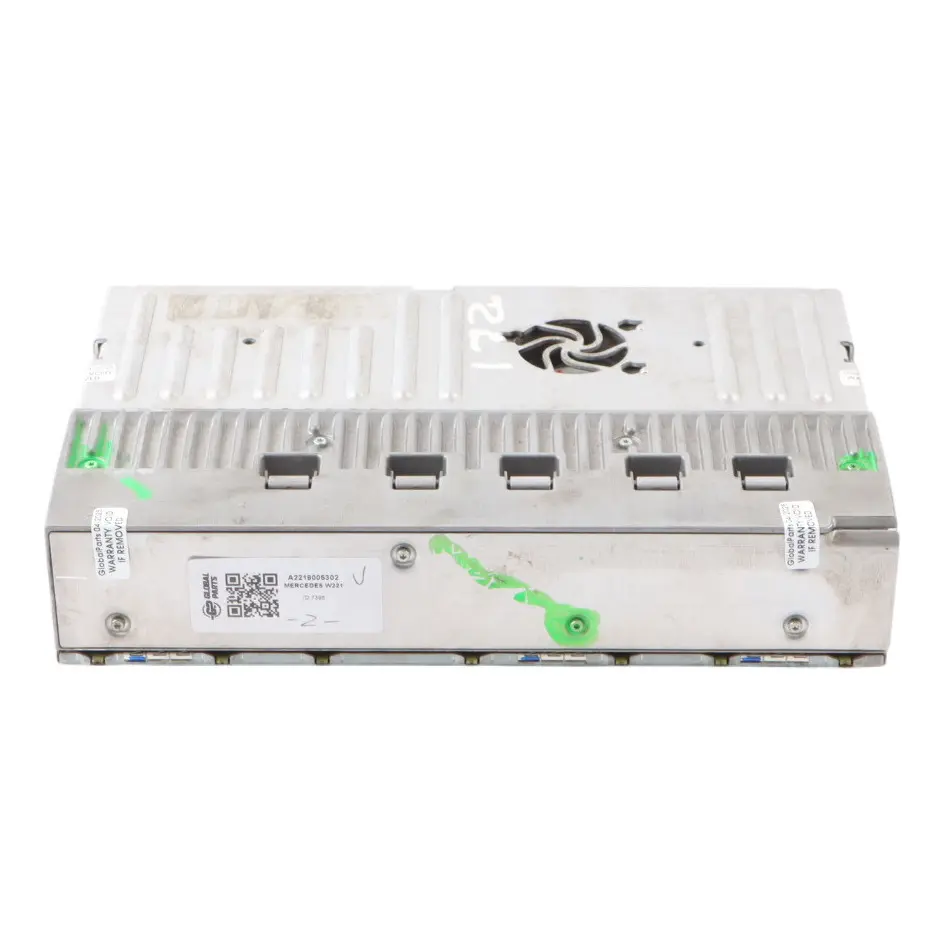 Hifi System Amplifier Harman Kardon to Mercedes W221 with Part number A2219005302 Mercedes W221 Hifi System Amplifier Harman Kardon - SKU A2219005302 - Part number A2219005302