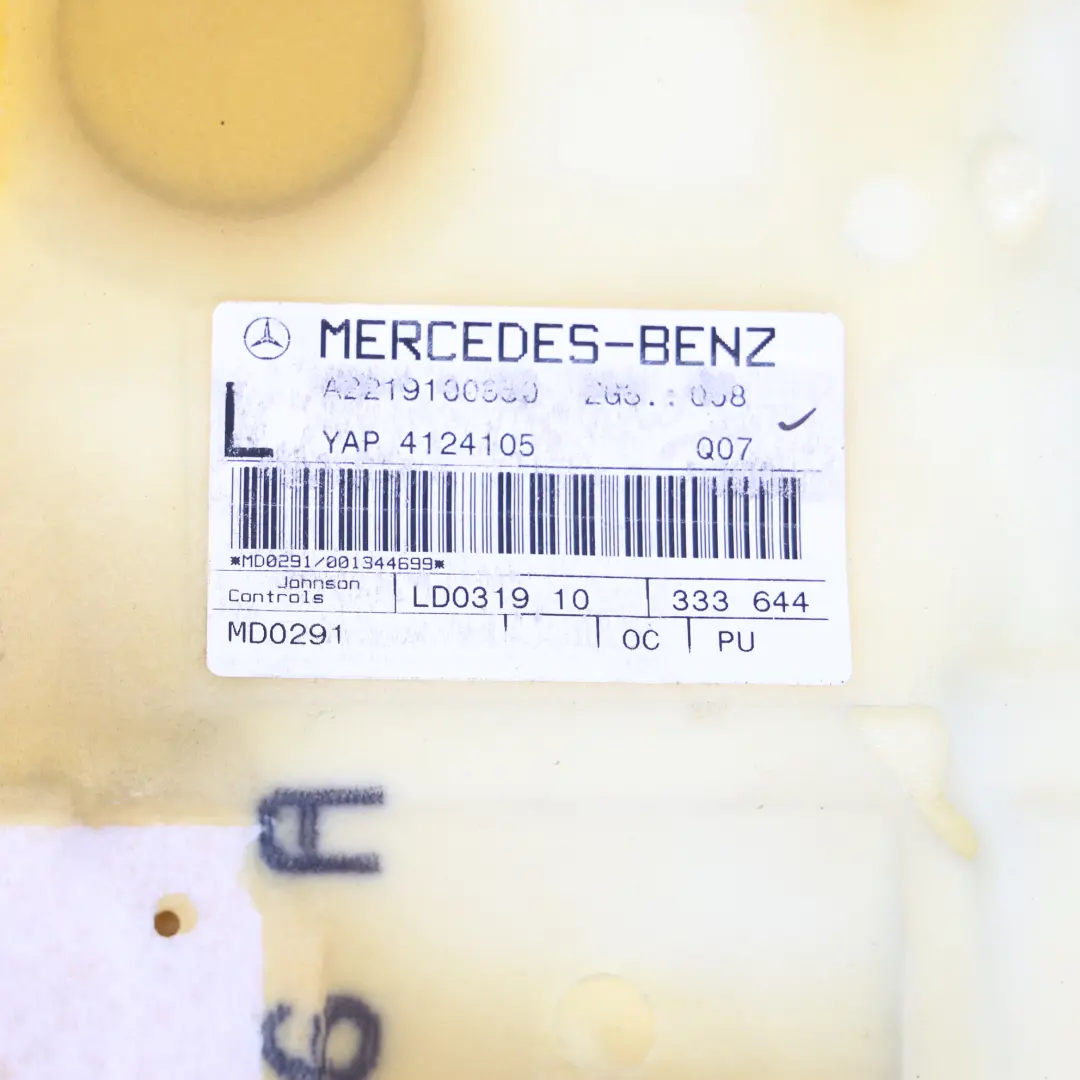 Sedile Anteriore Inferiore Riscaldato Lato Guida Pelle per Mercedes W221 con numero di parte A2219104746 Mercedes W221 Sedile Anteriore Inferiore Riscaldato Lato Guida Pelle - SKU A2219104746 - Numero di parte A2219104746